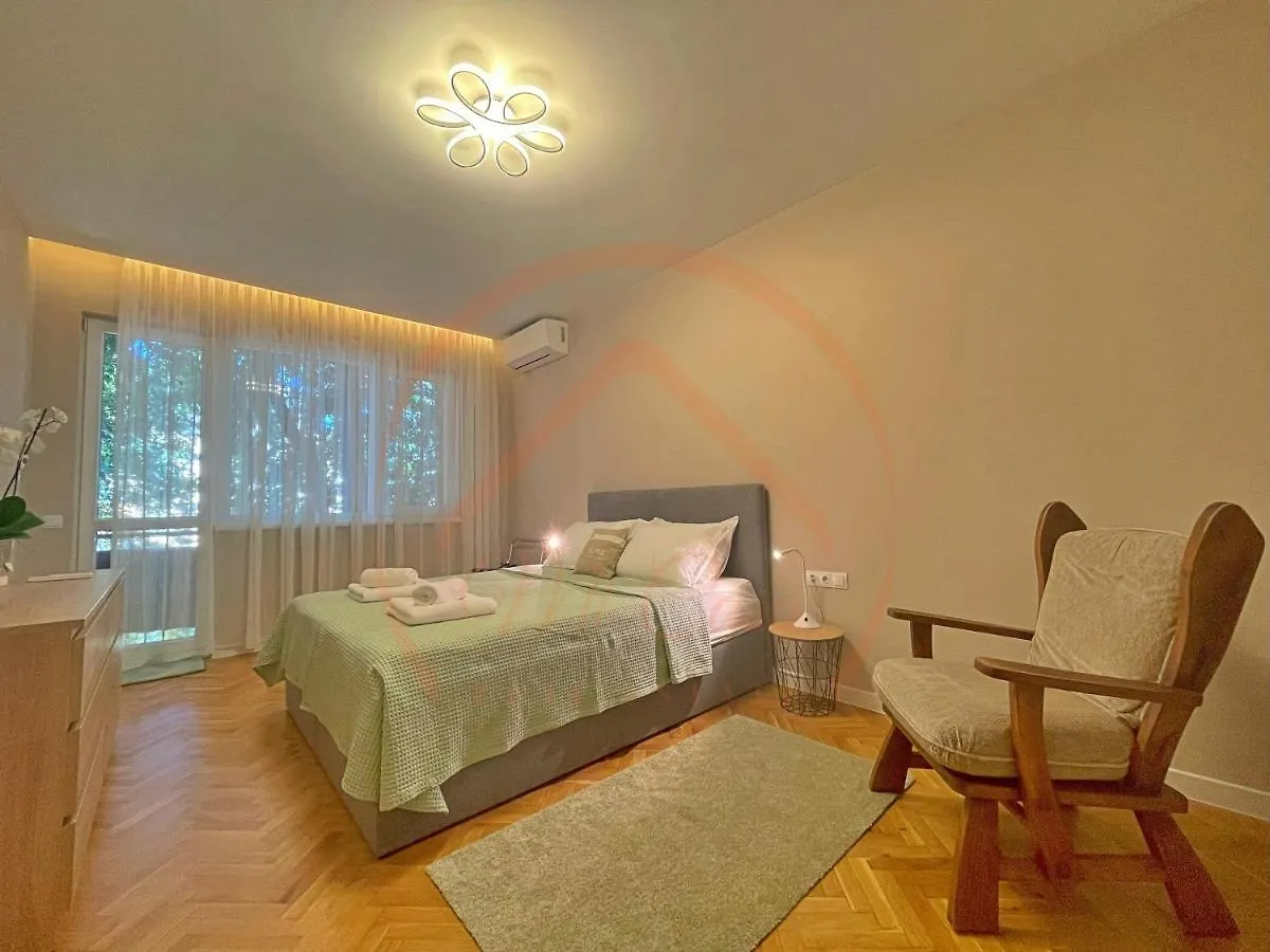Luxury Varna Downtown Dream Parking 0*,  Bulgaria