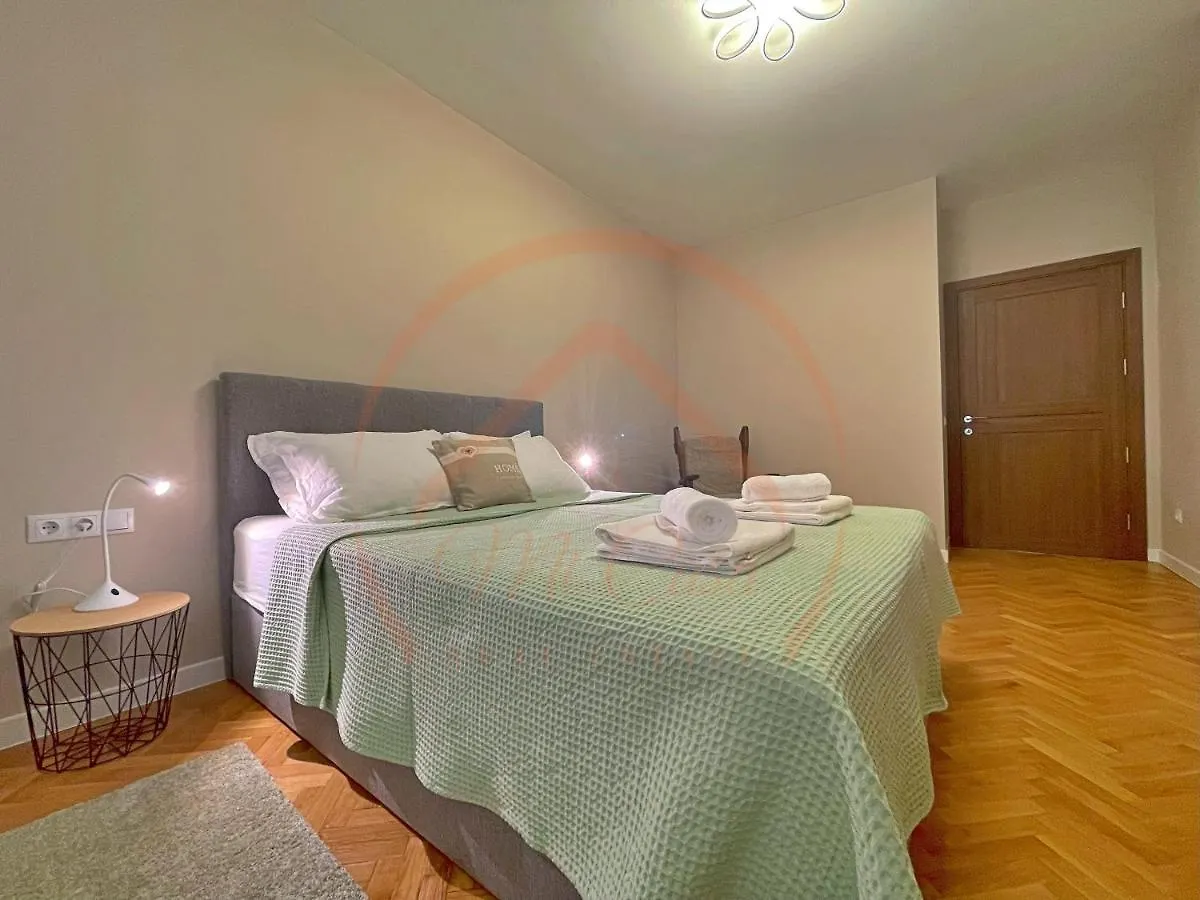 Luxury Varna Downtown Dream Parking
